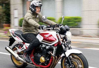 CB400SFヘルメット ジェット・フルフェイスどっち?