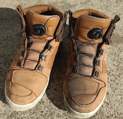 本革スニーカーの経年劣化