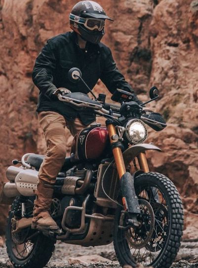 CL250に服装　ミリタリー