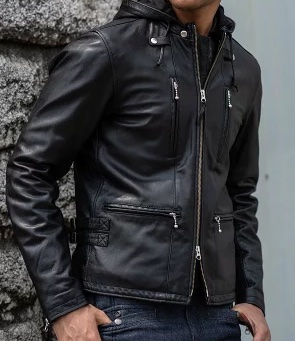 W800に似合う服装　レザージャケット