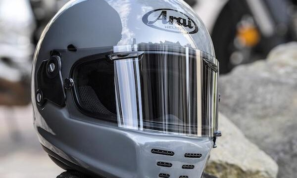 ネオクラシックバイクに似合うヘルメット14選 渋くかっこいいおすすめ 老ライダーブログ オートバイブログ 大人のバイクライフ