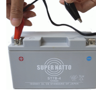 バイクのバッテリー充電器 つなぎっぱなし充電器は最強で安心 老ライダーブログ オートバイブログ 大人のバイクライフ