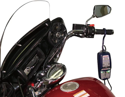 バイク用バッテリー充電器のおすすめはつなぎっぱなしタイプ