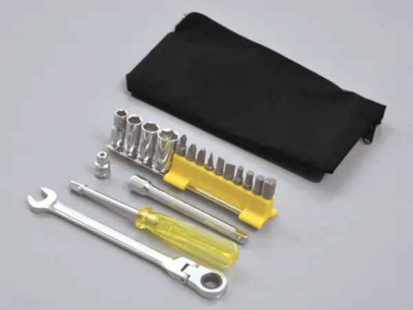 バイク工具 最低限必要な持ち運びできる携帯ツールはなんだ 老ライダーブログ オートバイブログ 大人のバイクライフ