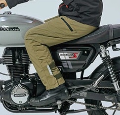 バイク冬のファッション　パンツのおすすめ