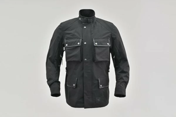 トライアンフの服装おすすめコーデ