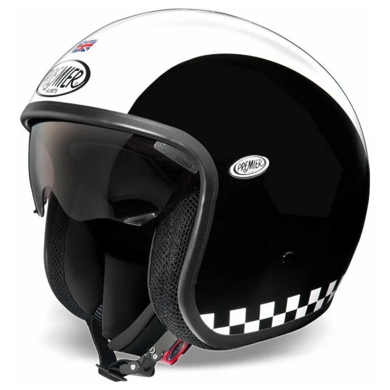 カフェレーサーに似合うヘルメット　ジェット